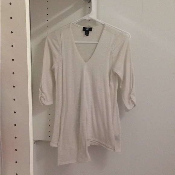 Iz Byer Tops - Elegant Off-White V-Neck Blouse